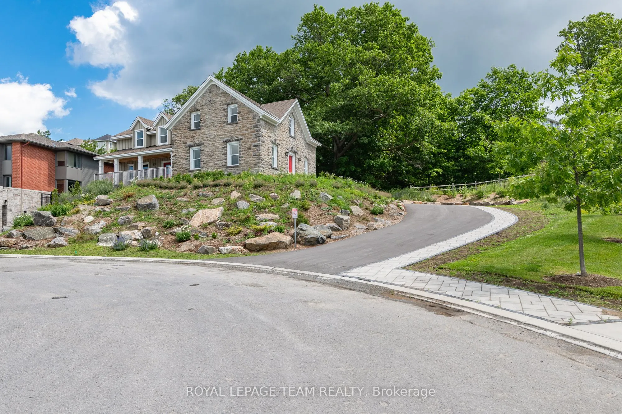 190 Boundstone Way