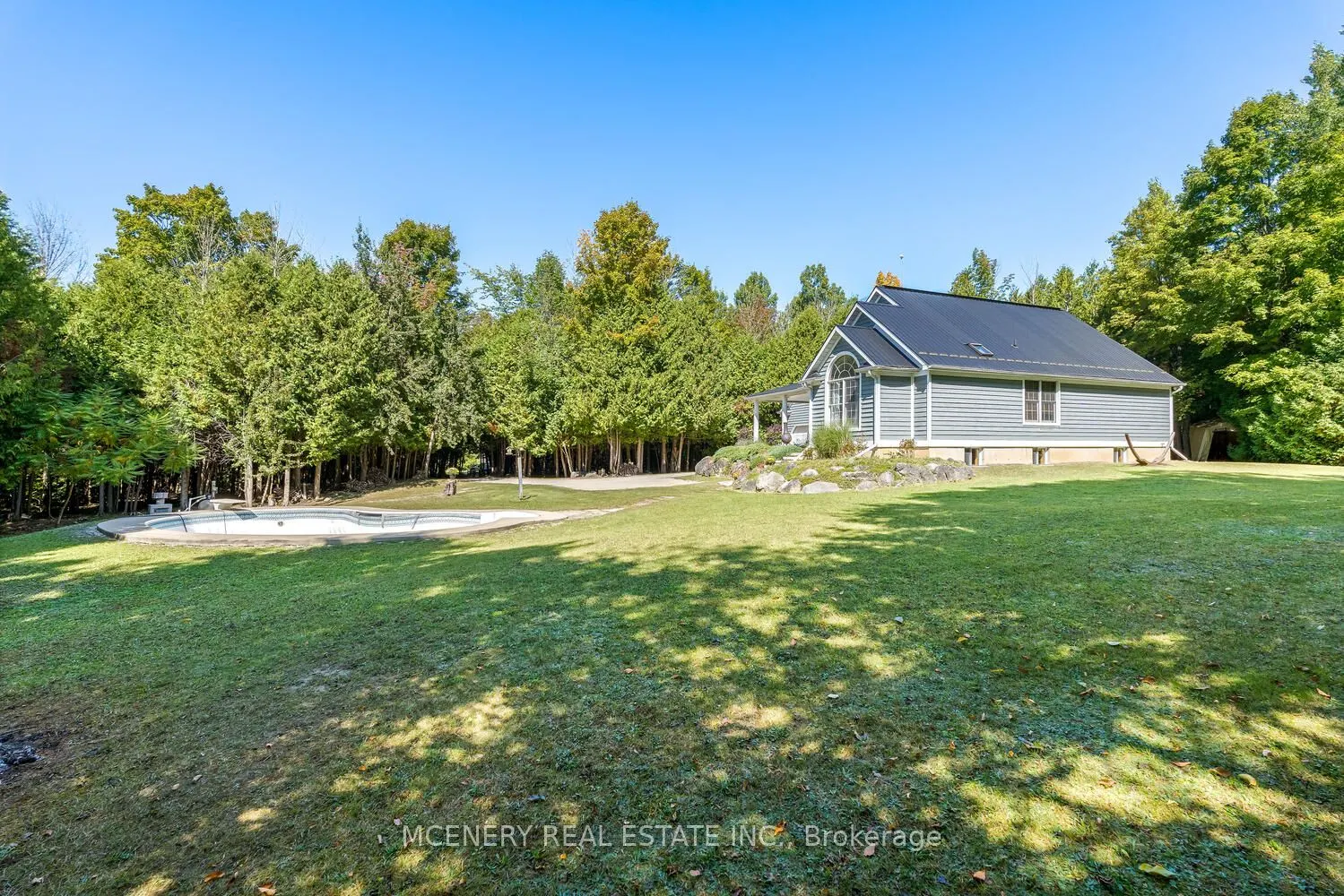 9419 FIVE Side Road