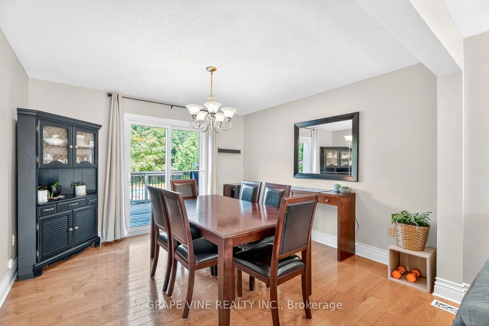 1366 Cornfield Crescent