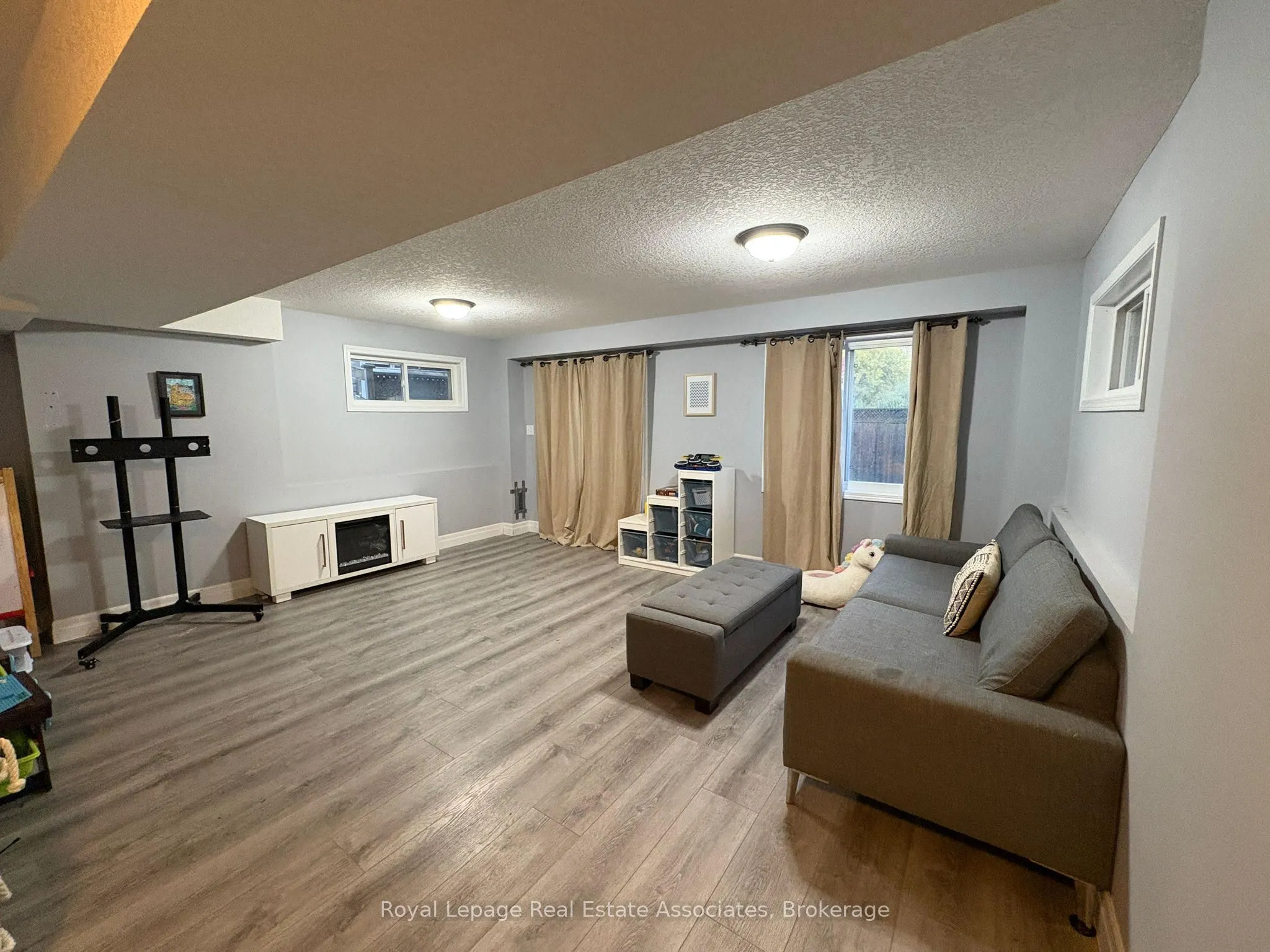 165 Westmeadow Drive