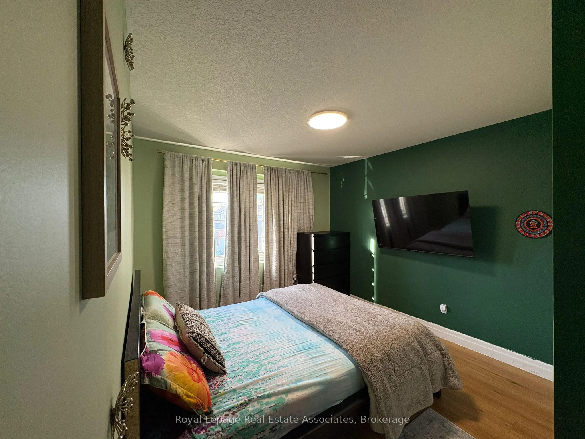 165 Westmeadow Drive