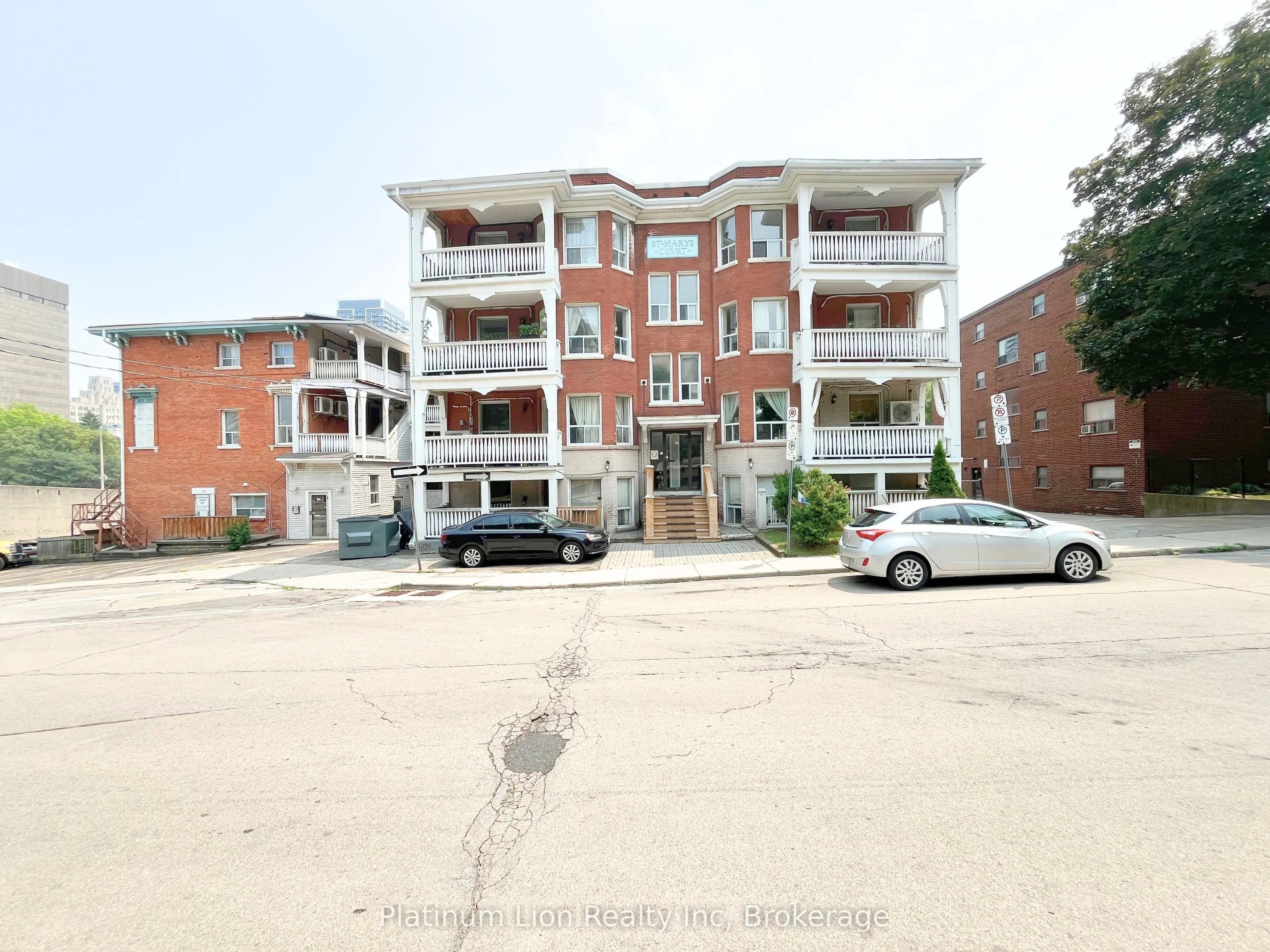 121 Park Street S, #5