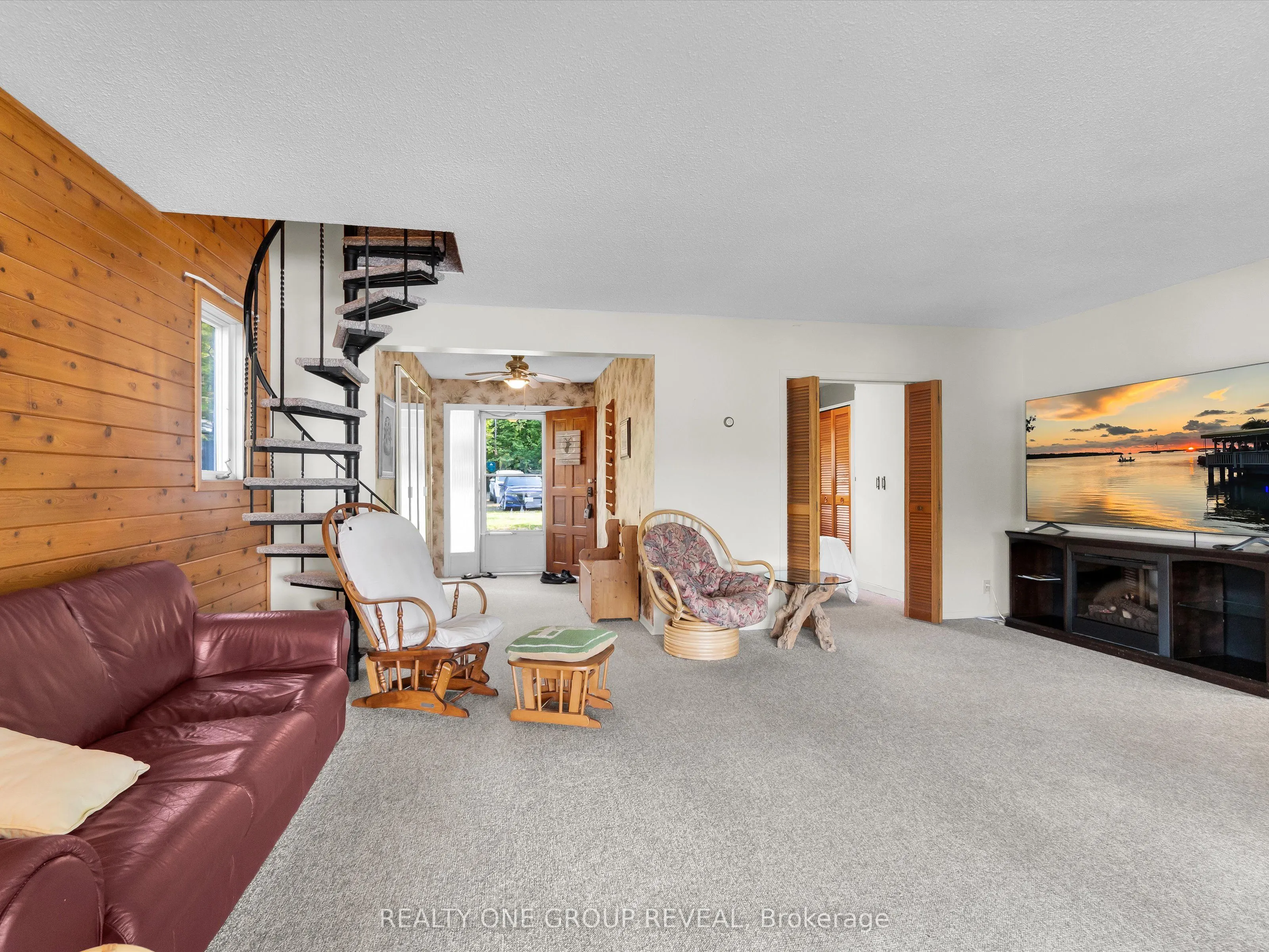 1067 River Street, #2