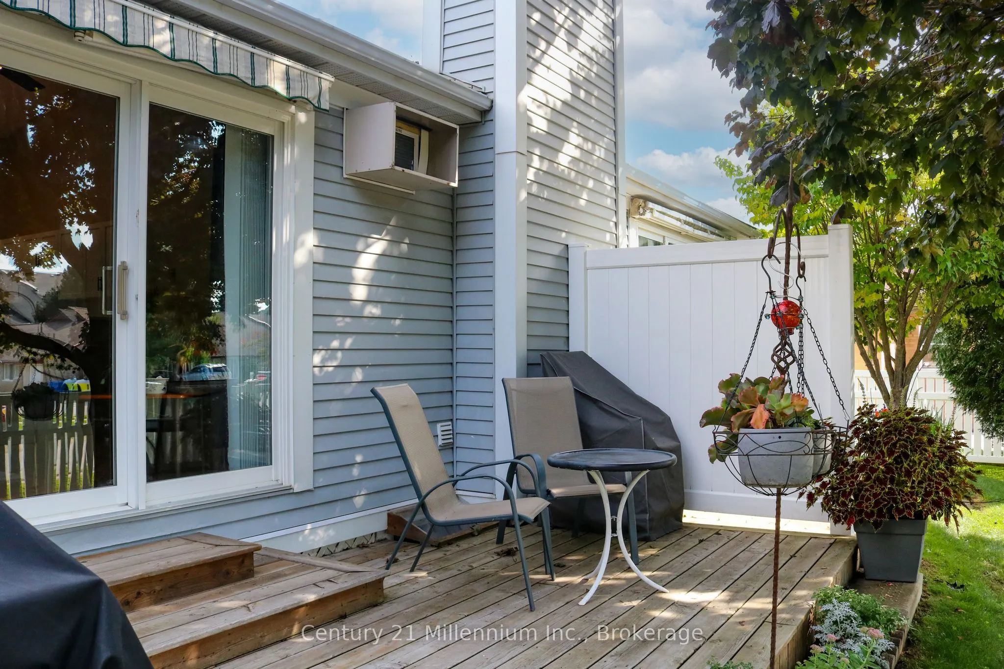 83 Victoria Street, #7
