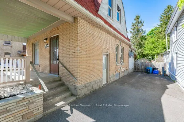 73 Terrace Hill Street