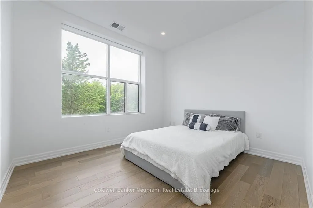 1878 GORDON Street, #114