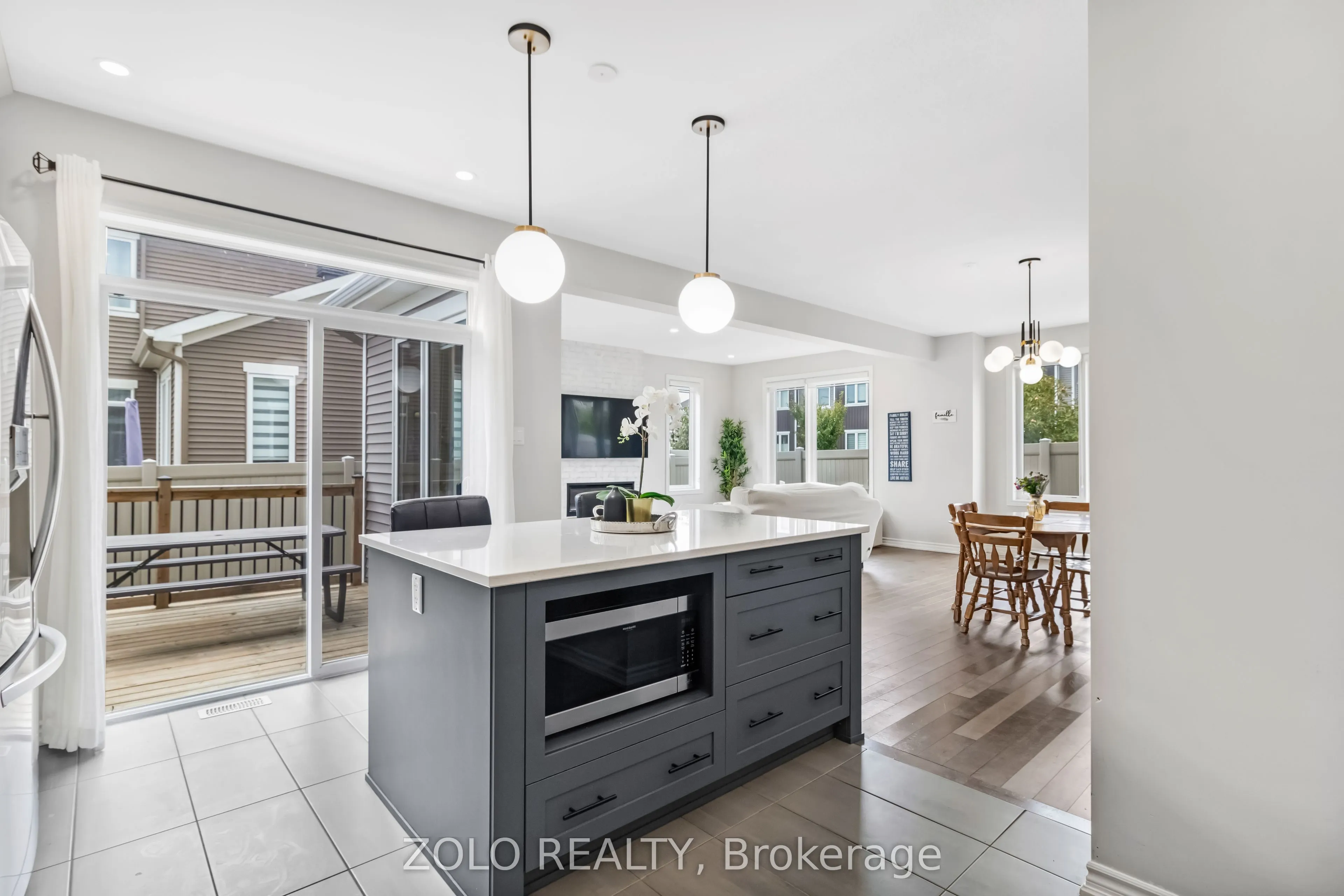20 Coppermine Street