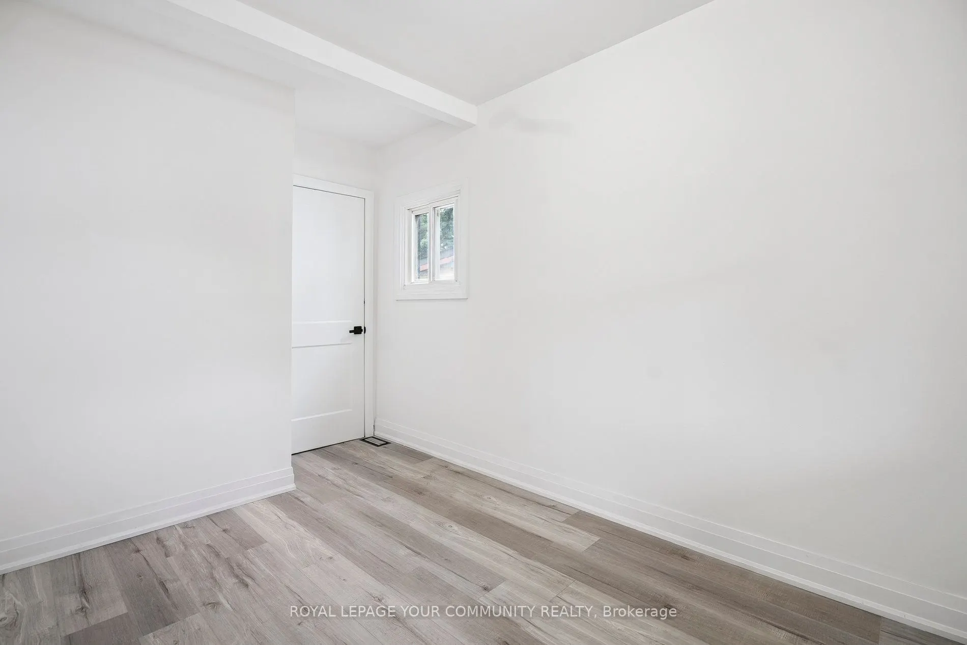8 Merchison Avenue