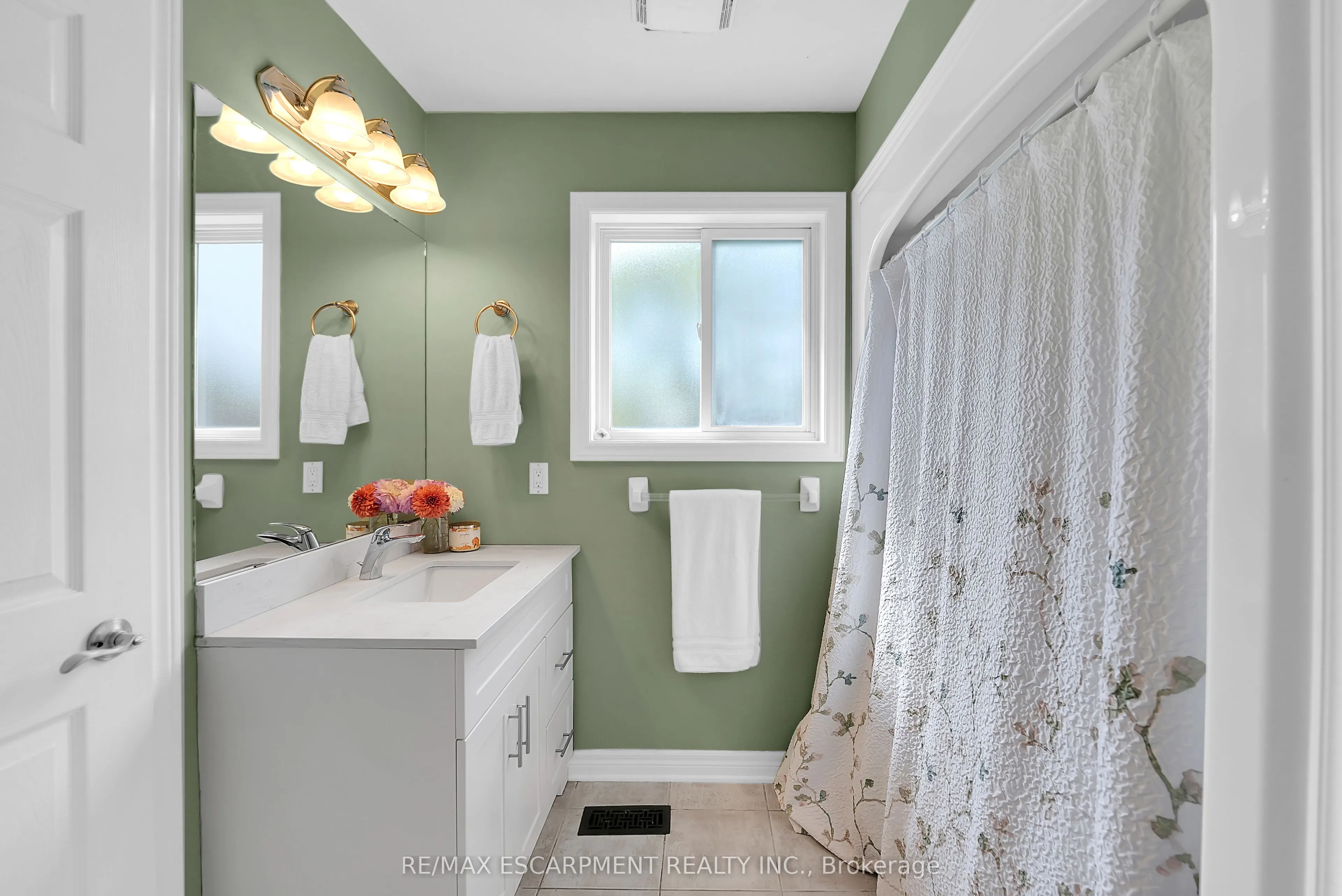 4116 Walcot Court