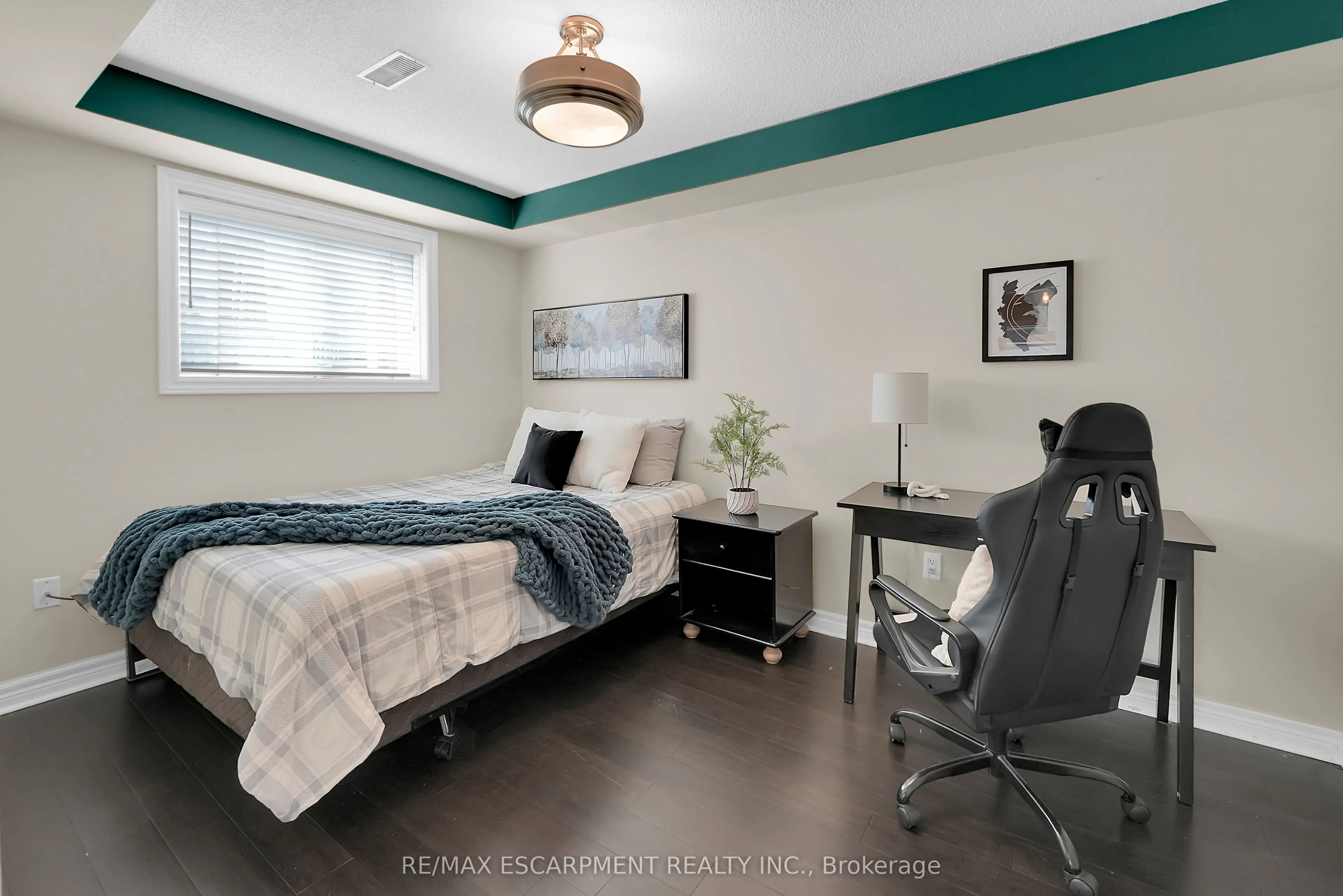4116 Walcot Court