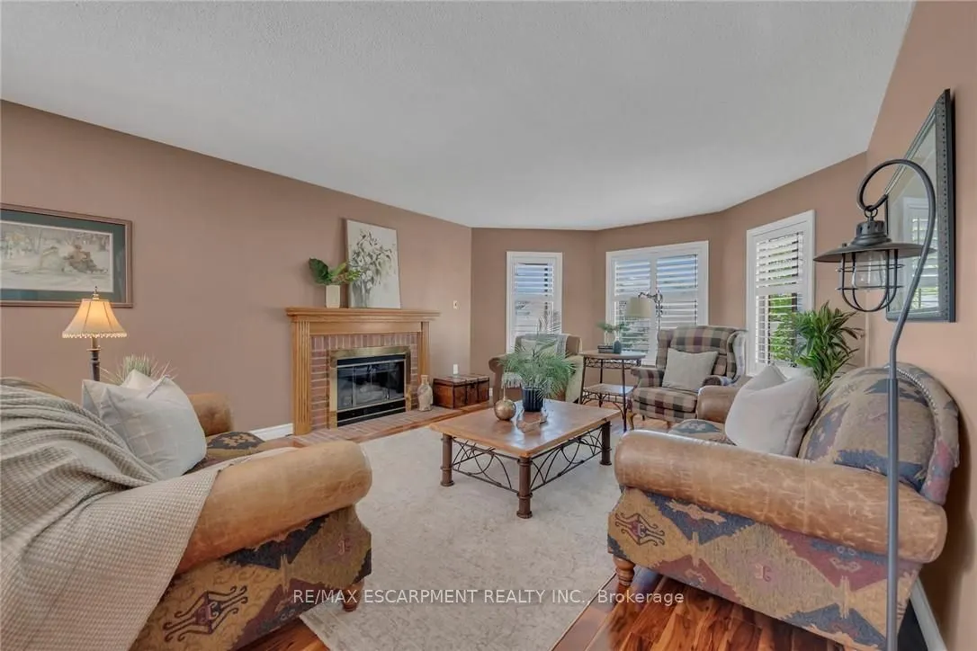 35 Highland Boulevard