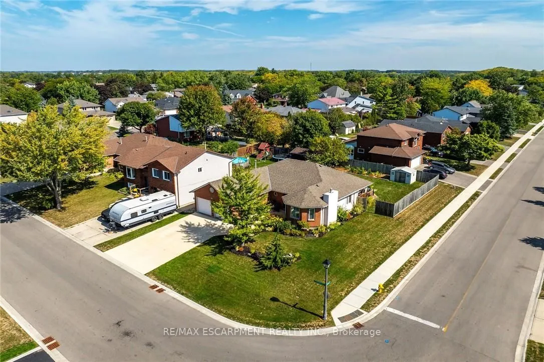 35 Highland Boulevard