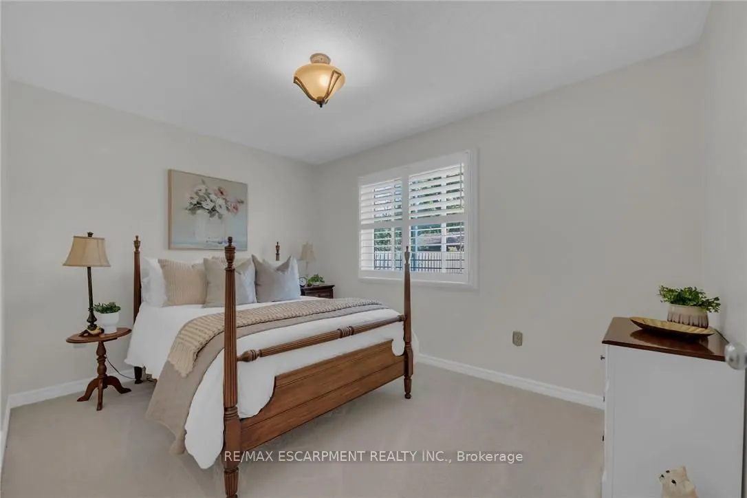 35 Highland Boulevard