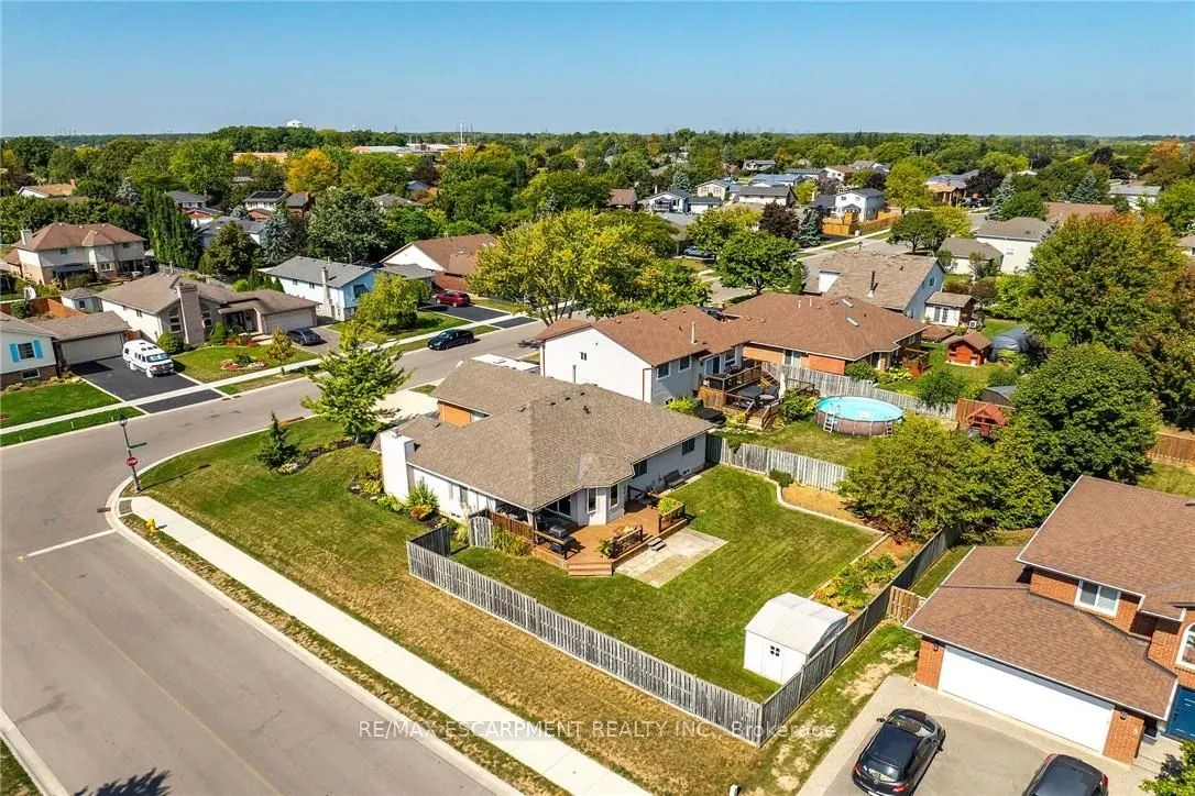 35 Highland Boulevard