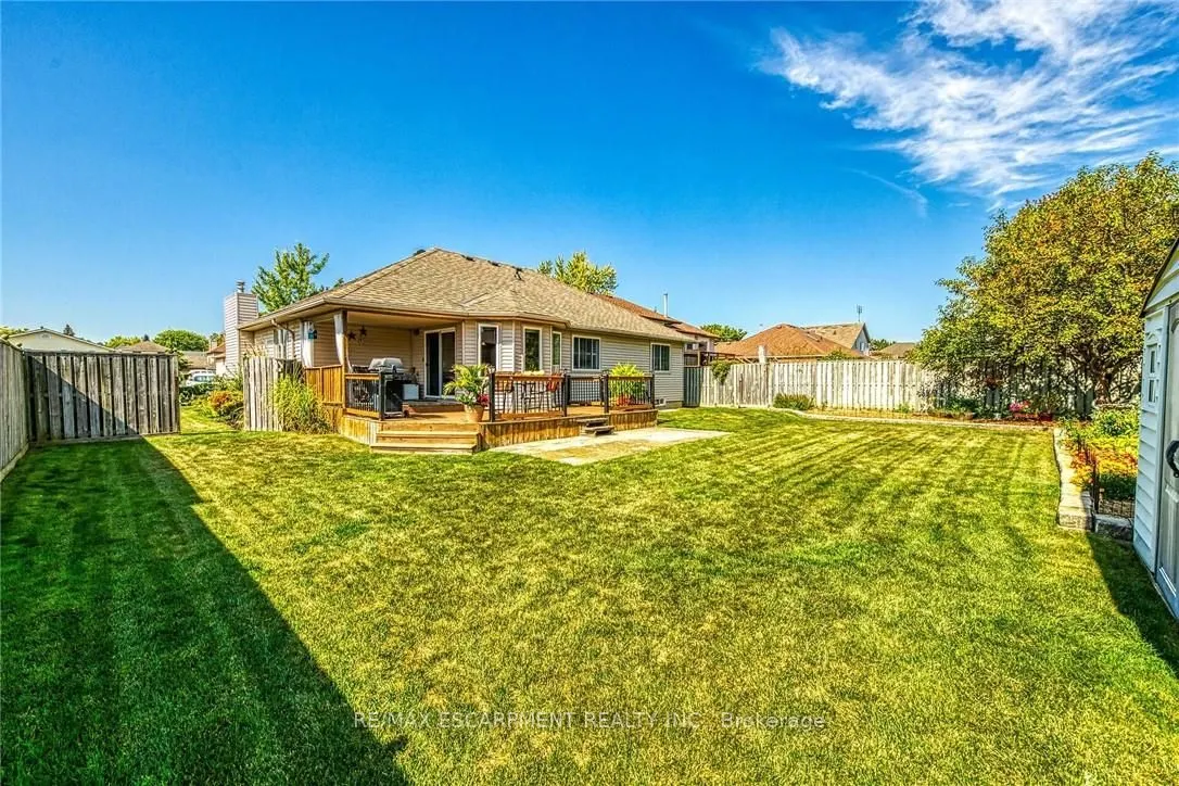 35 Highland Boulevard