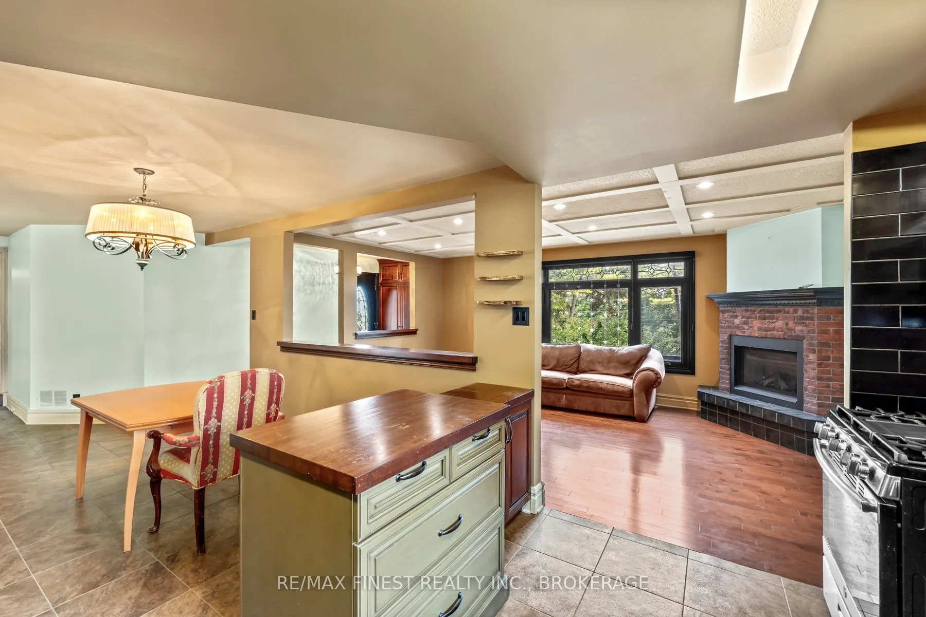 4225 Bath Road