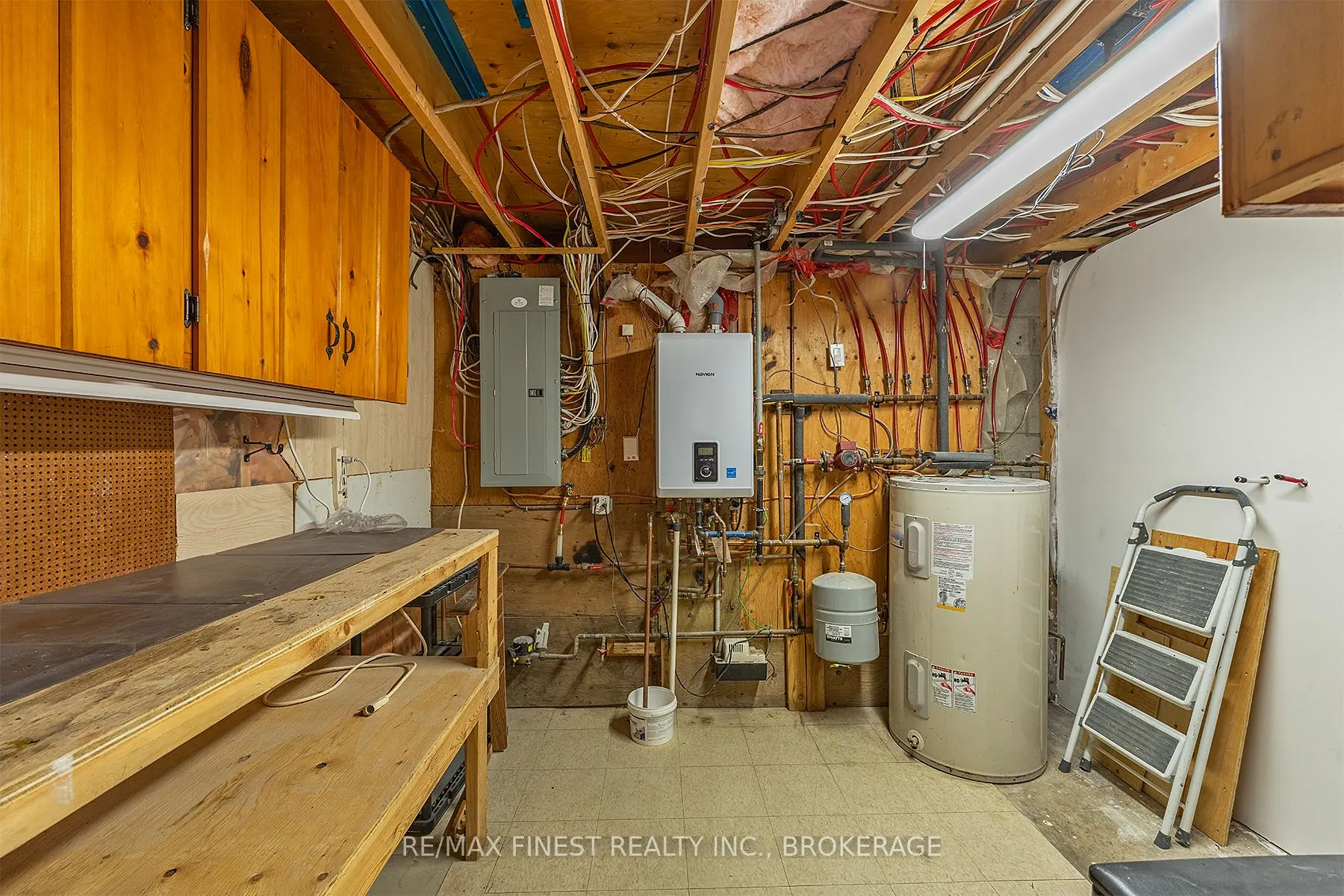 4225 Bath Road