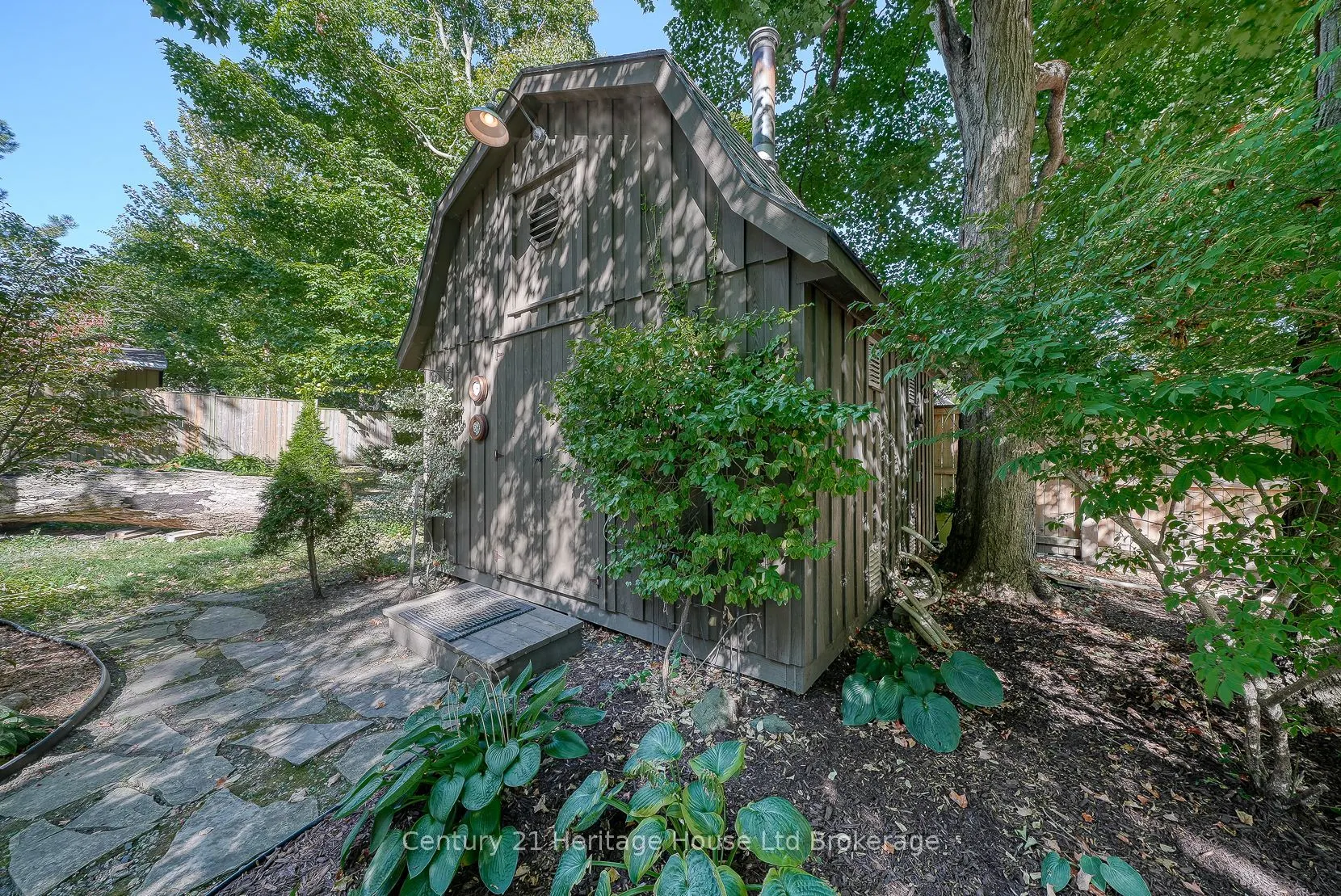 248 Vansittart Avenue