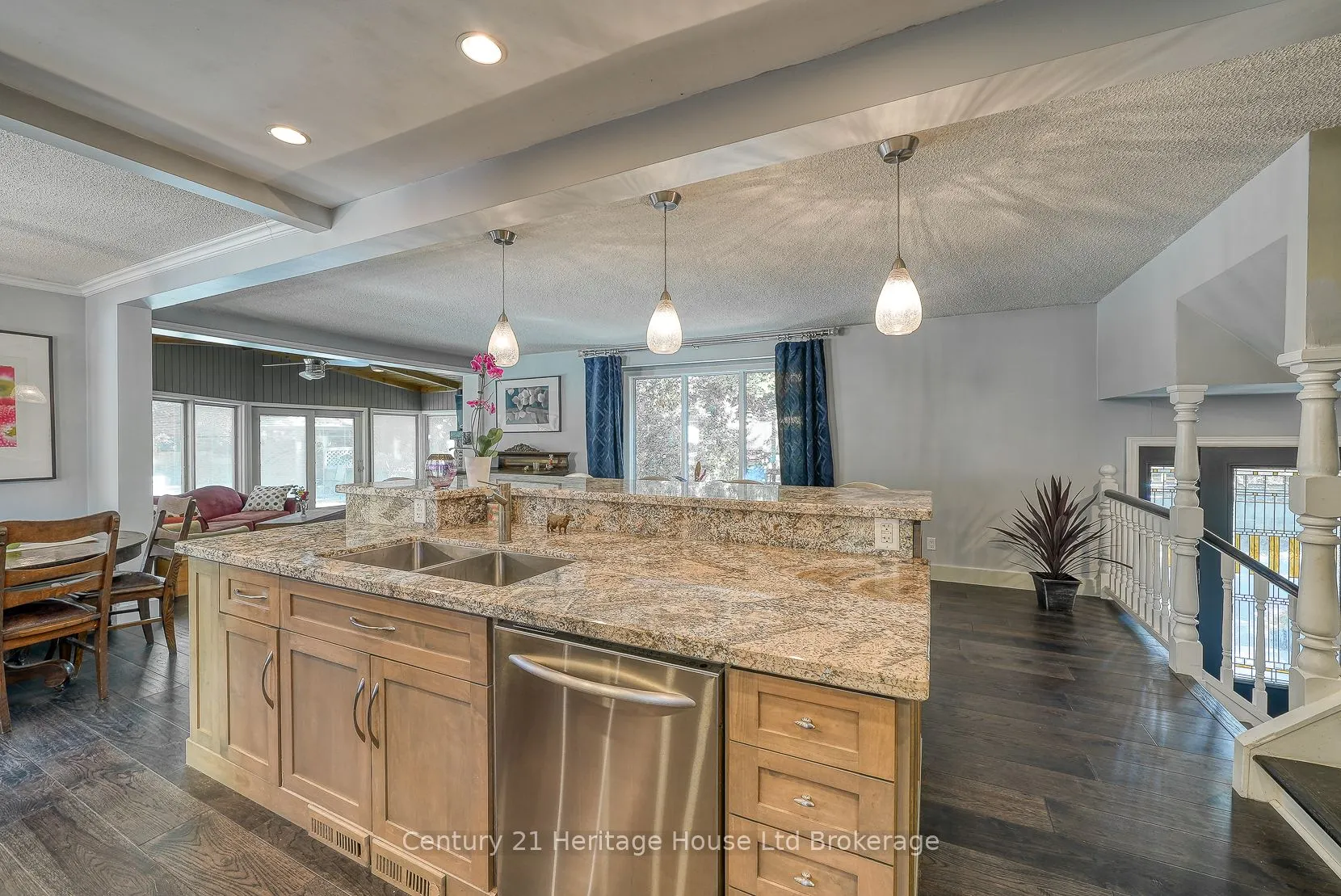 248 Vansittart Avenue