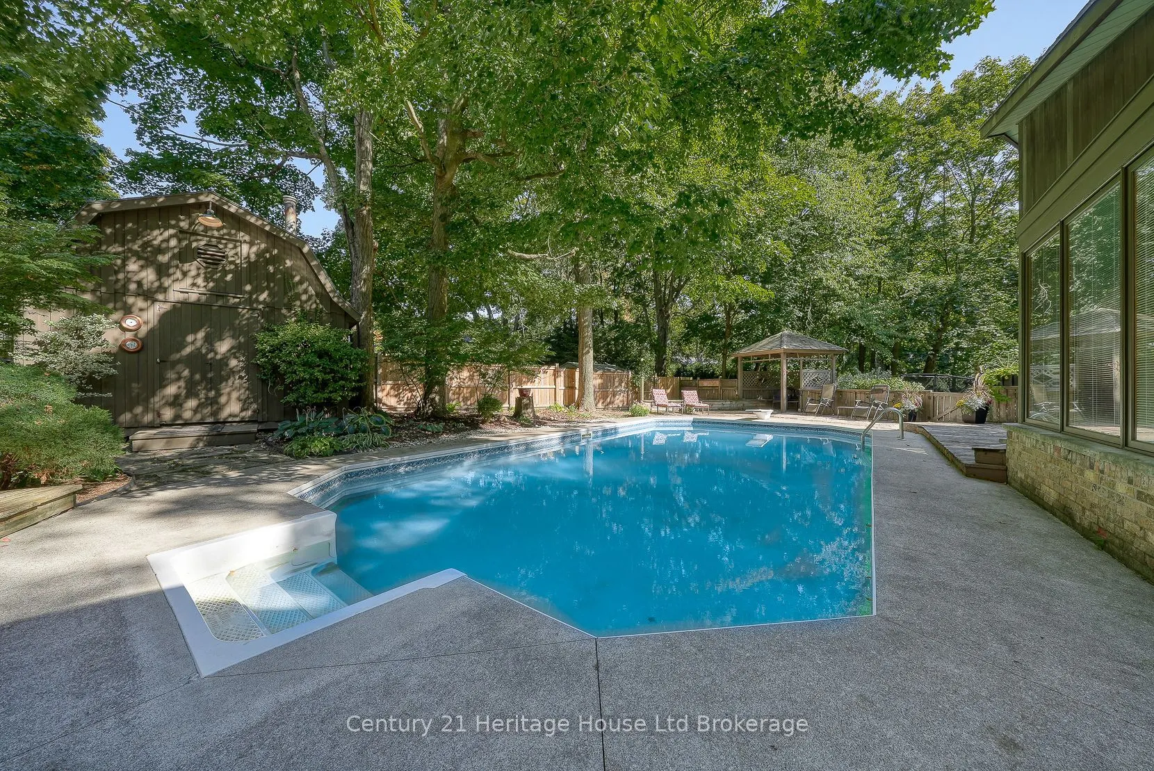 248 Vansittart Avenue