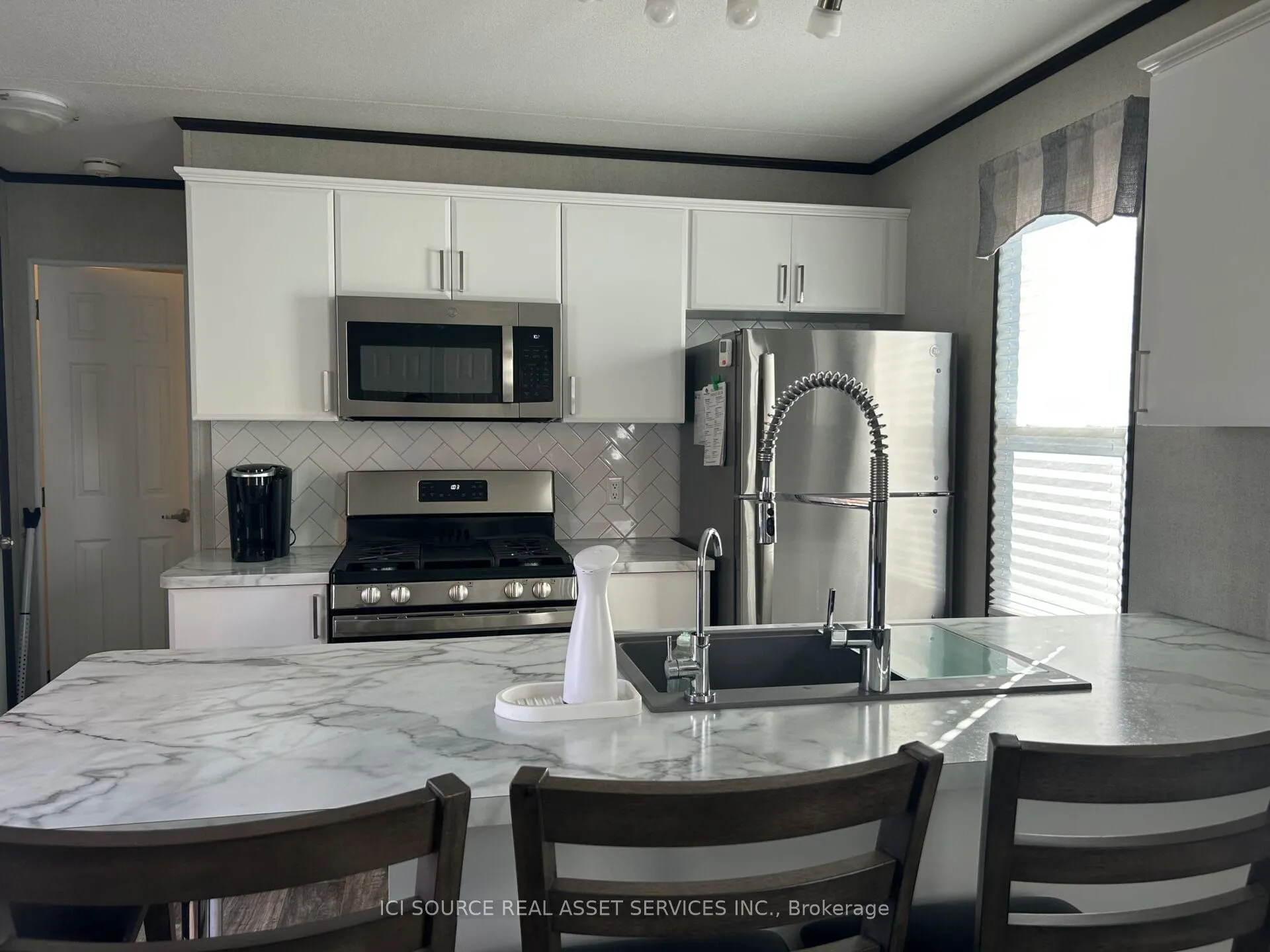 1235 Villiers Line, #CHL027