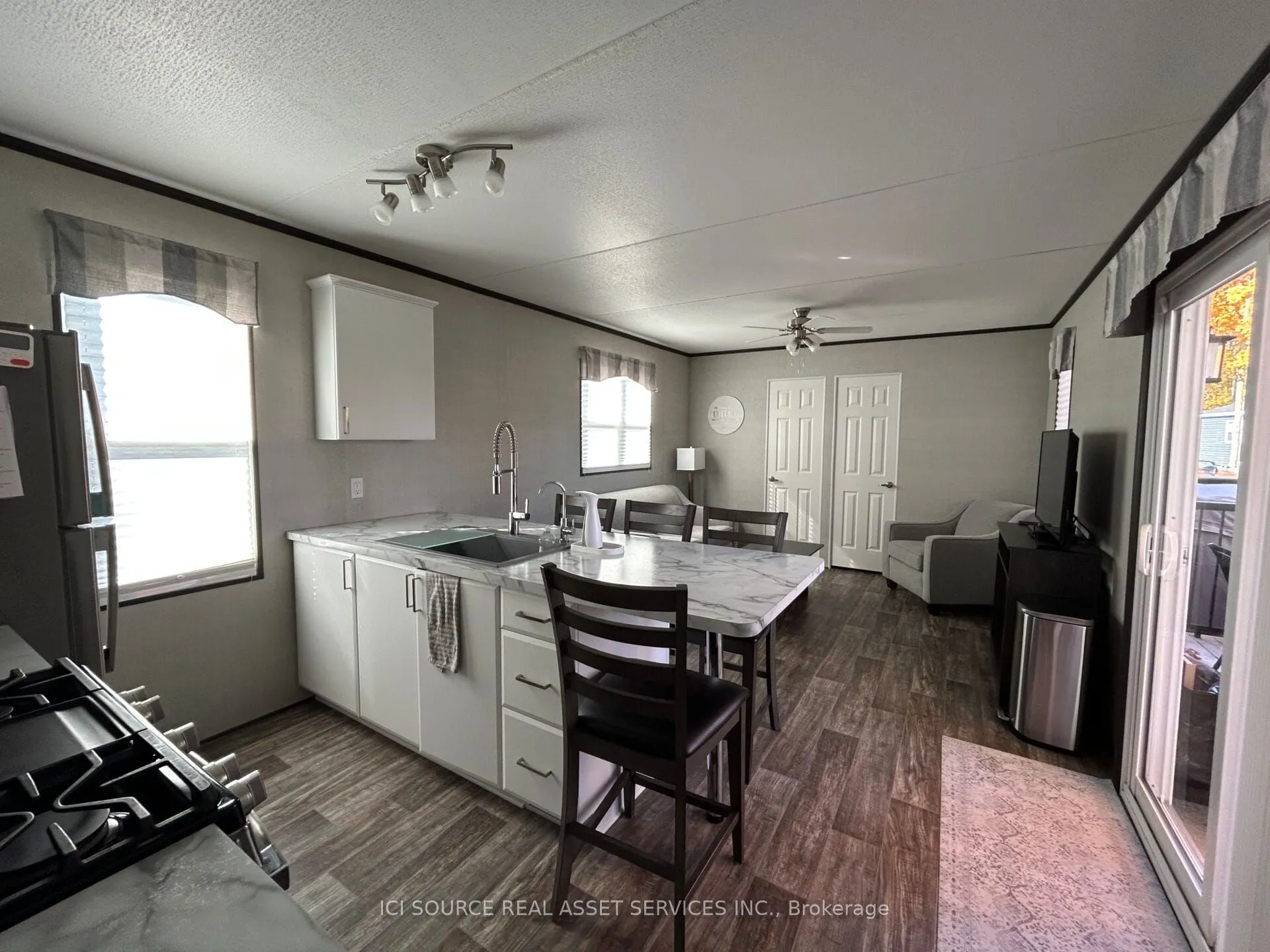 1235 Villiers Line, #CHL027