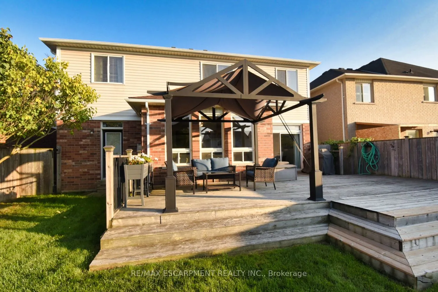 188 Hunter Way