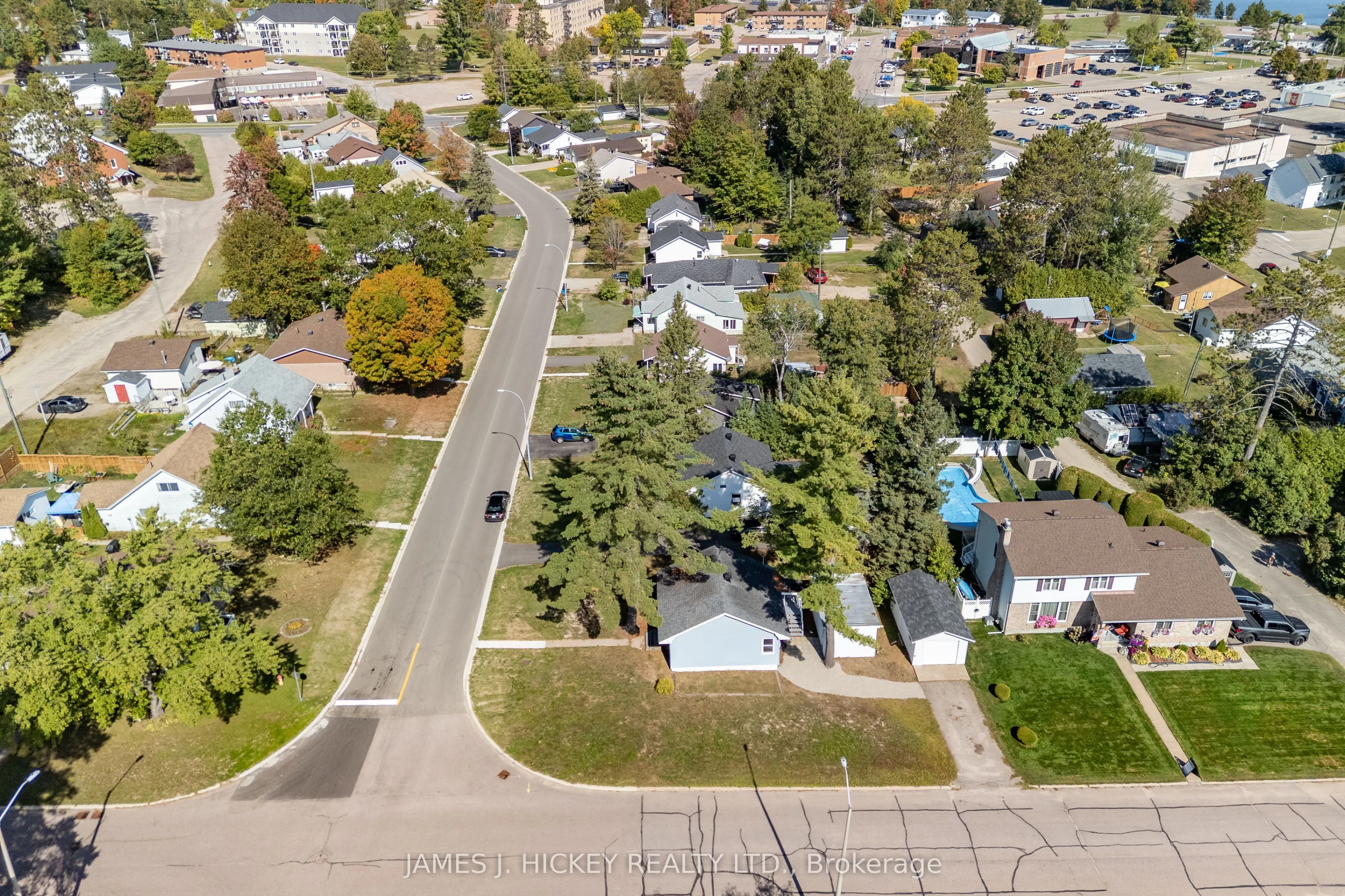 27 Summit Street