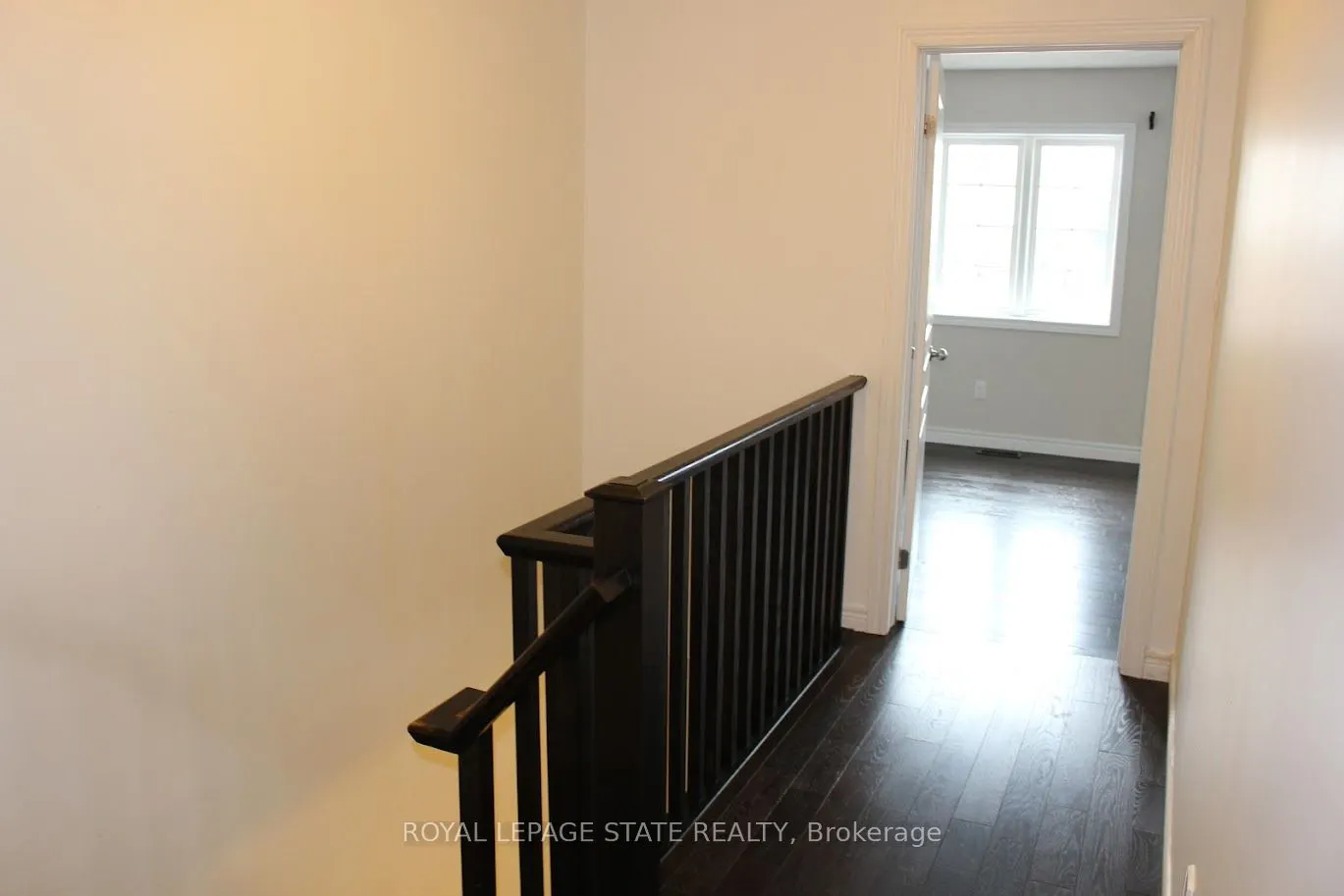 27 Waterbridge Street
