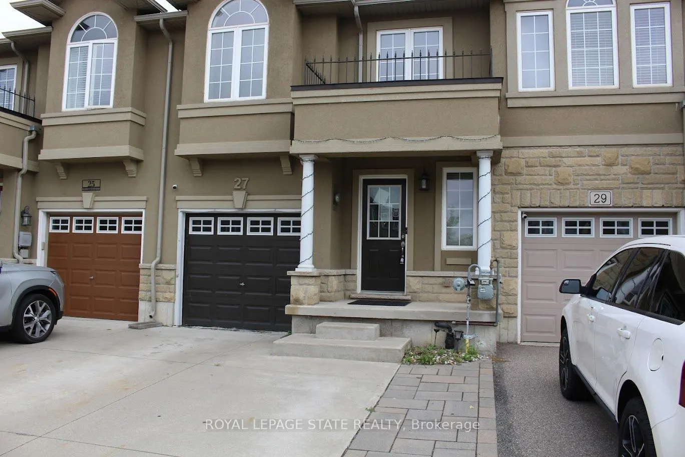 27 Waterbridge Street