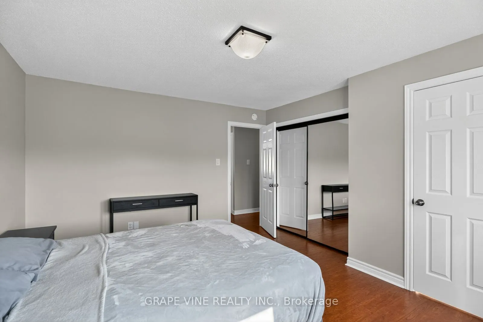 204 Hunterswood Crescent