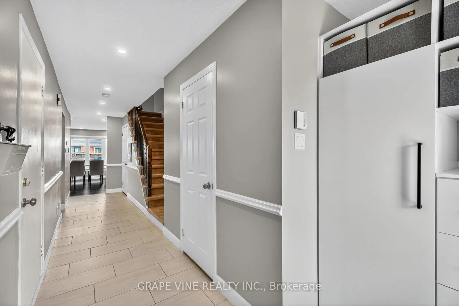 204 Hunterswood Crescent