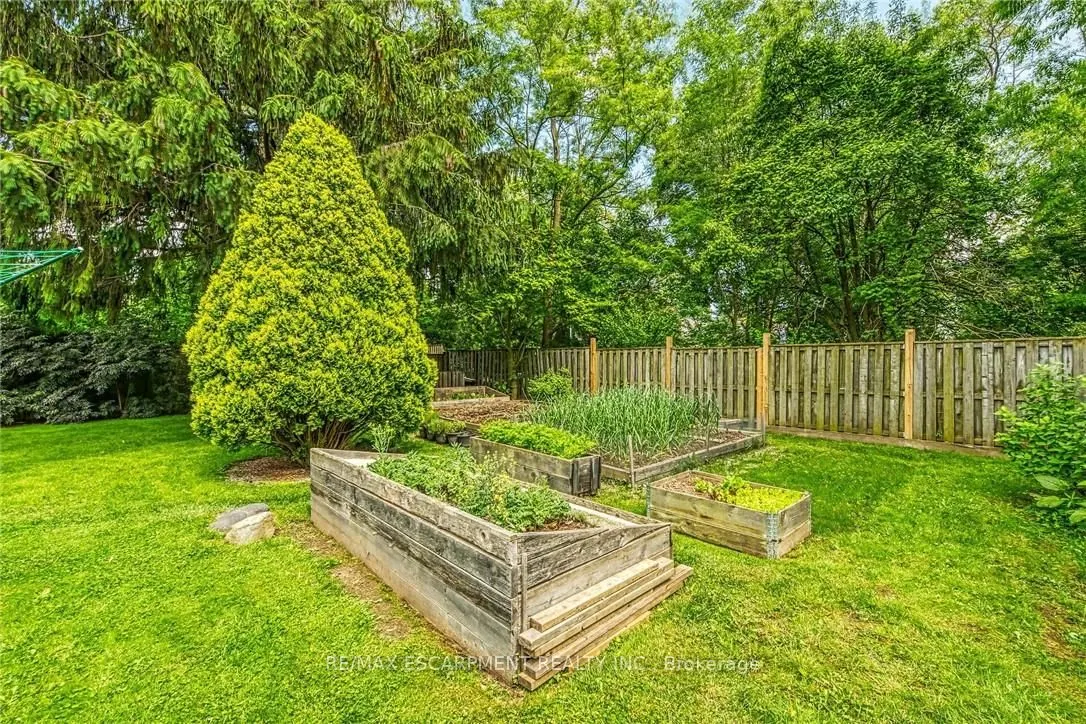 148 LAKESHORE Road