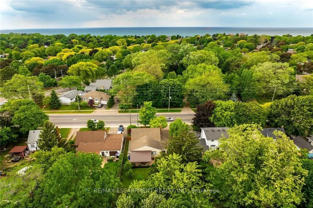 148 LAKESHORE Road