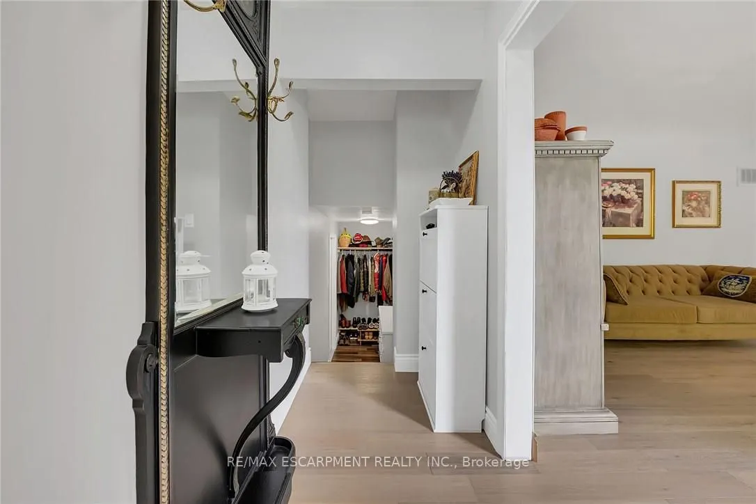 148 LAKESHORE Road