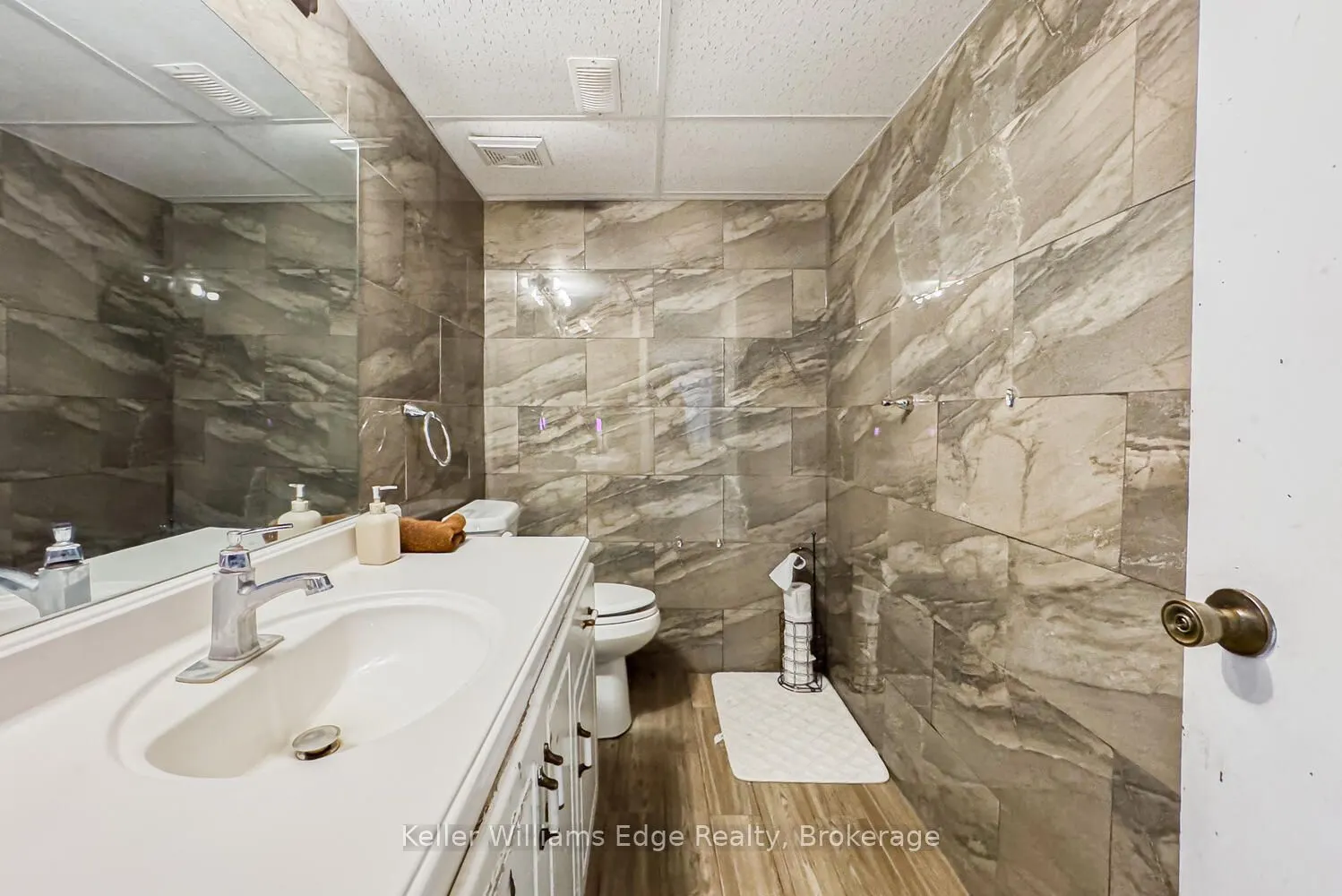 282 Book Road E