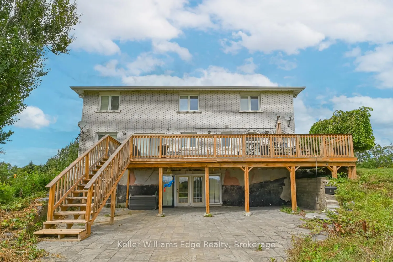 282 Book Road E