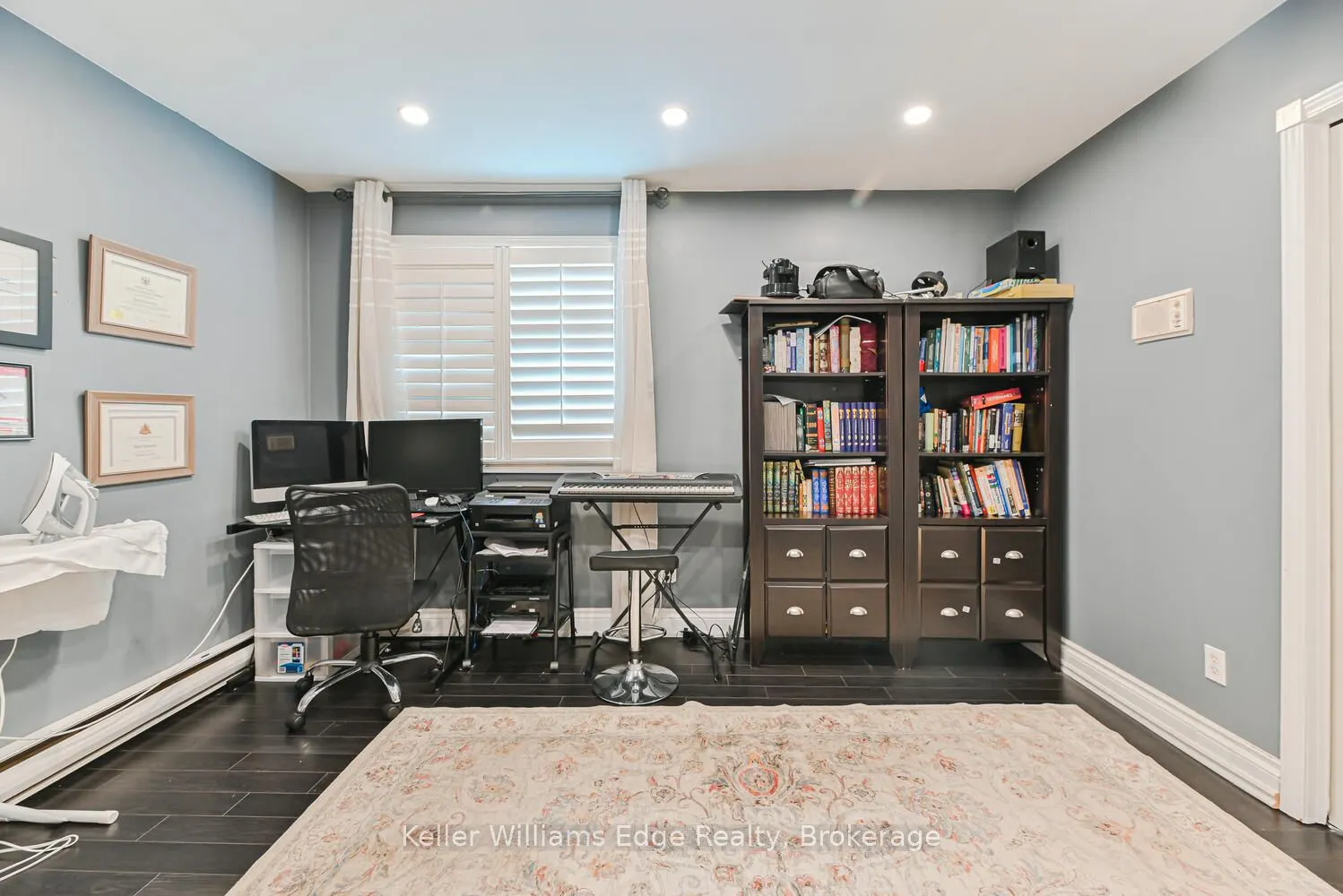 282 Book Road E