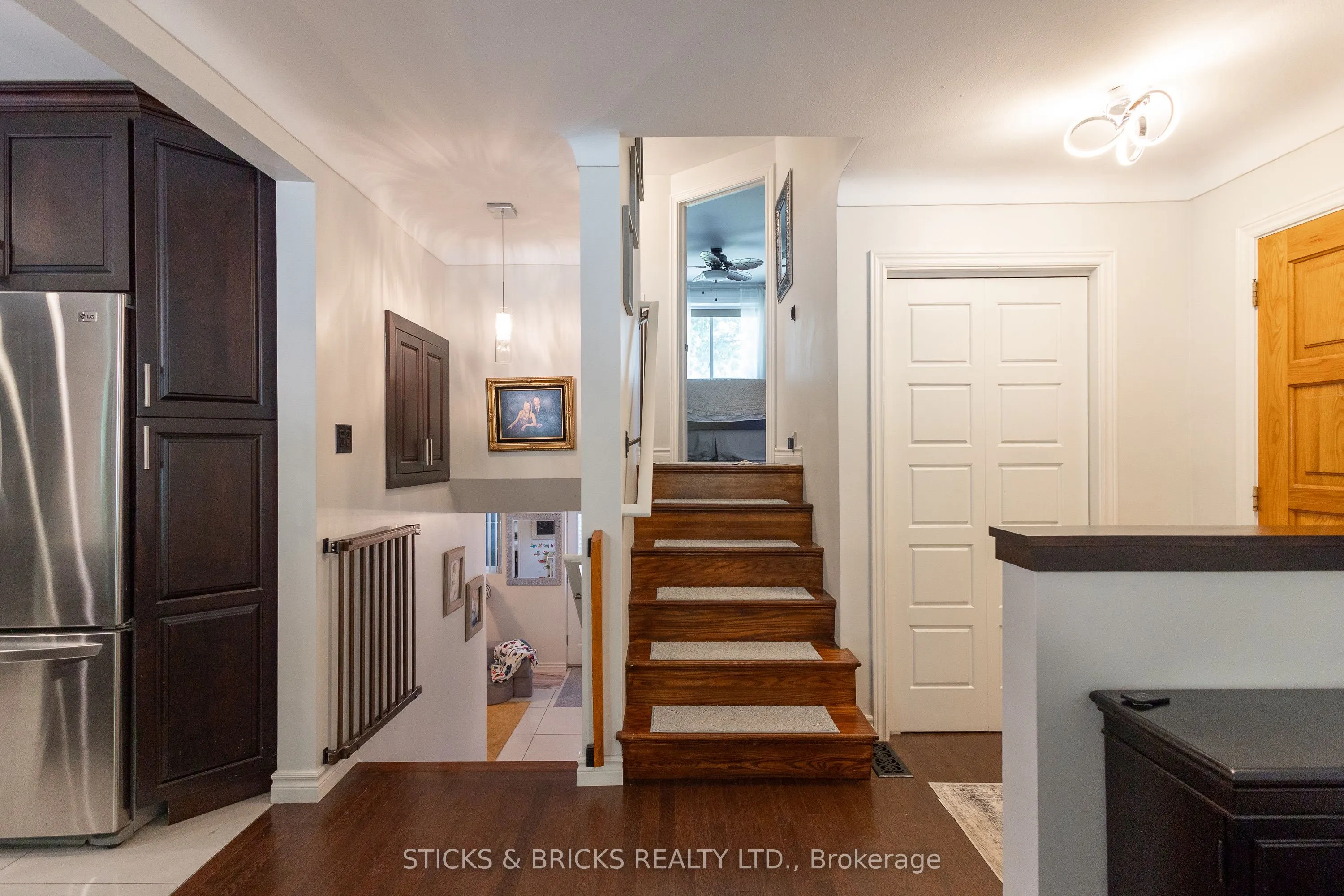 2530 Dorchester Road