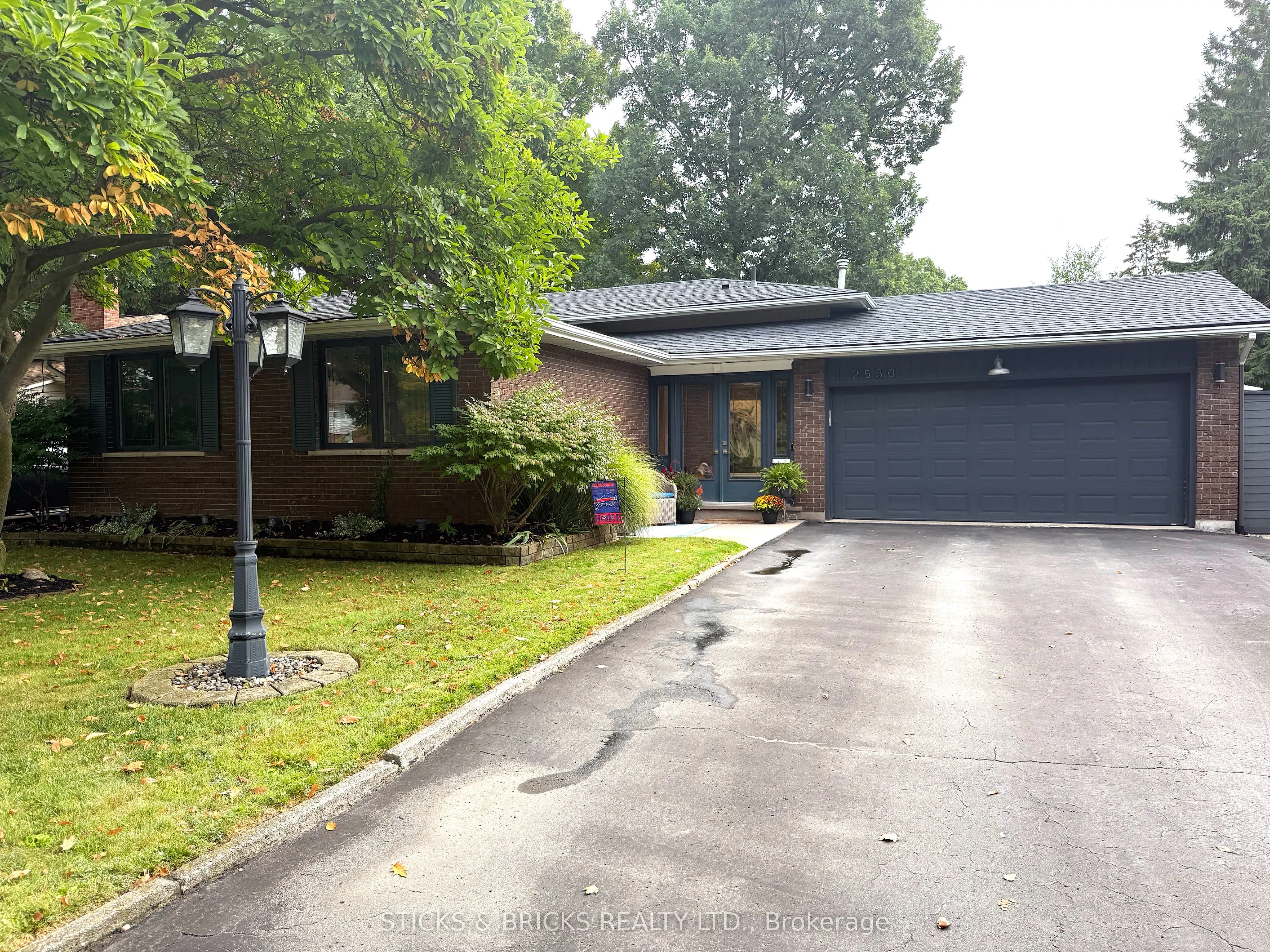 2530 Dorchester Road