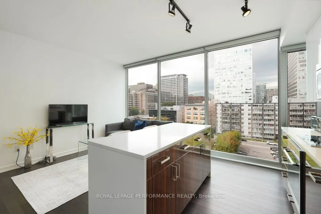 300 Lisgar Street, #702