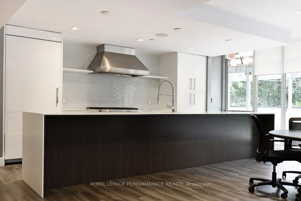 300 Lisgar Street, #702