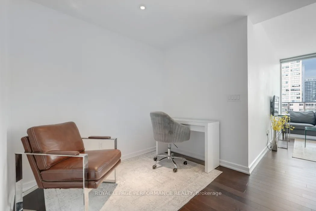 300 Lisgar Street, #702