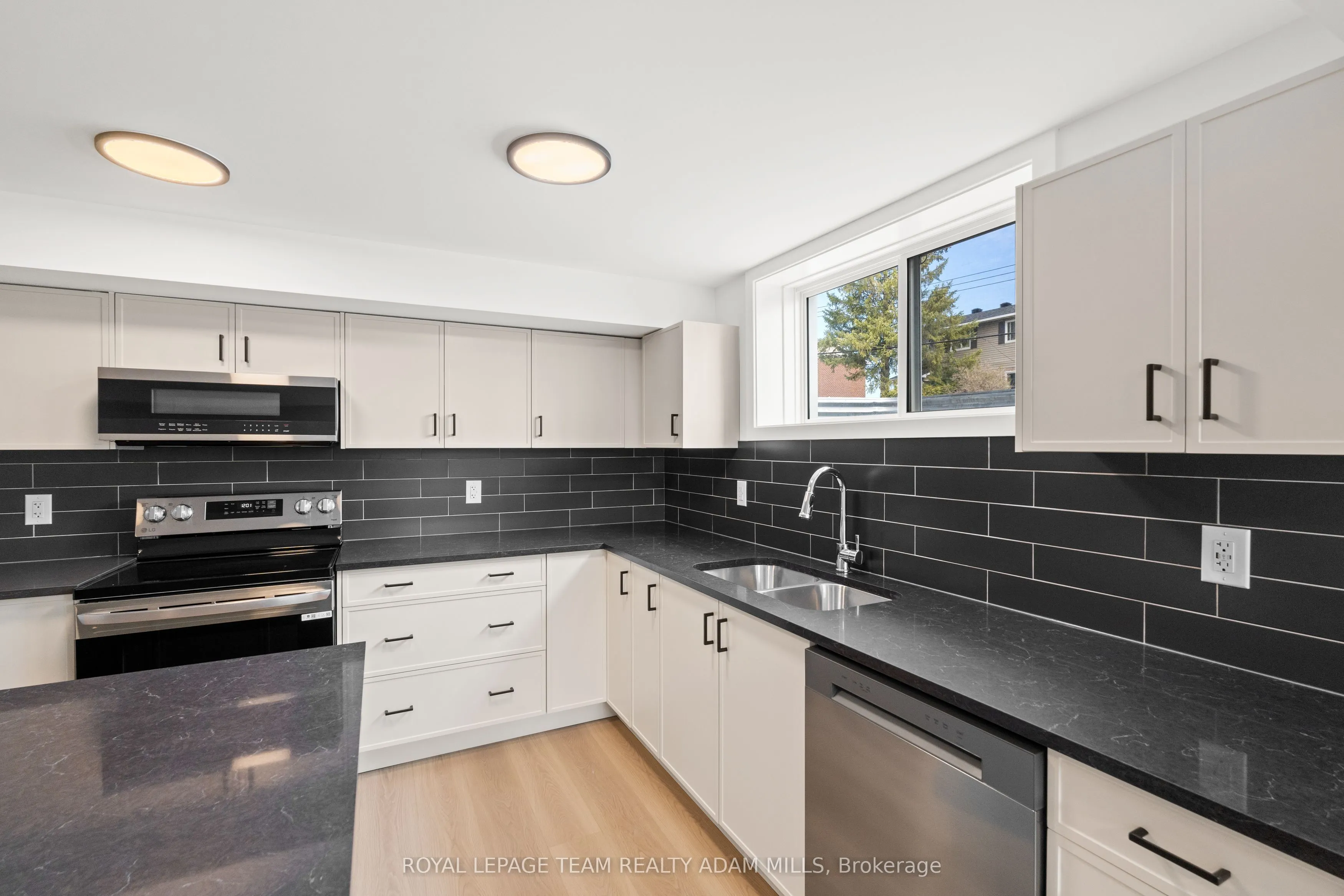 201-203 Teskey Street