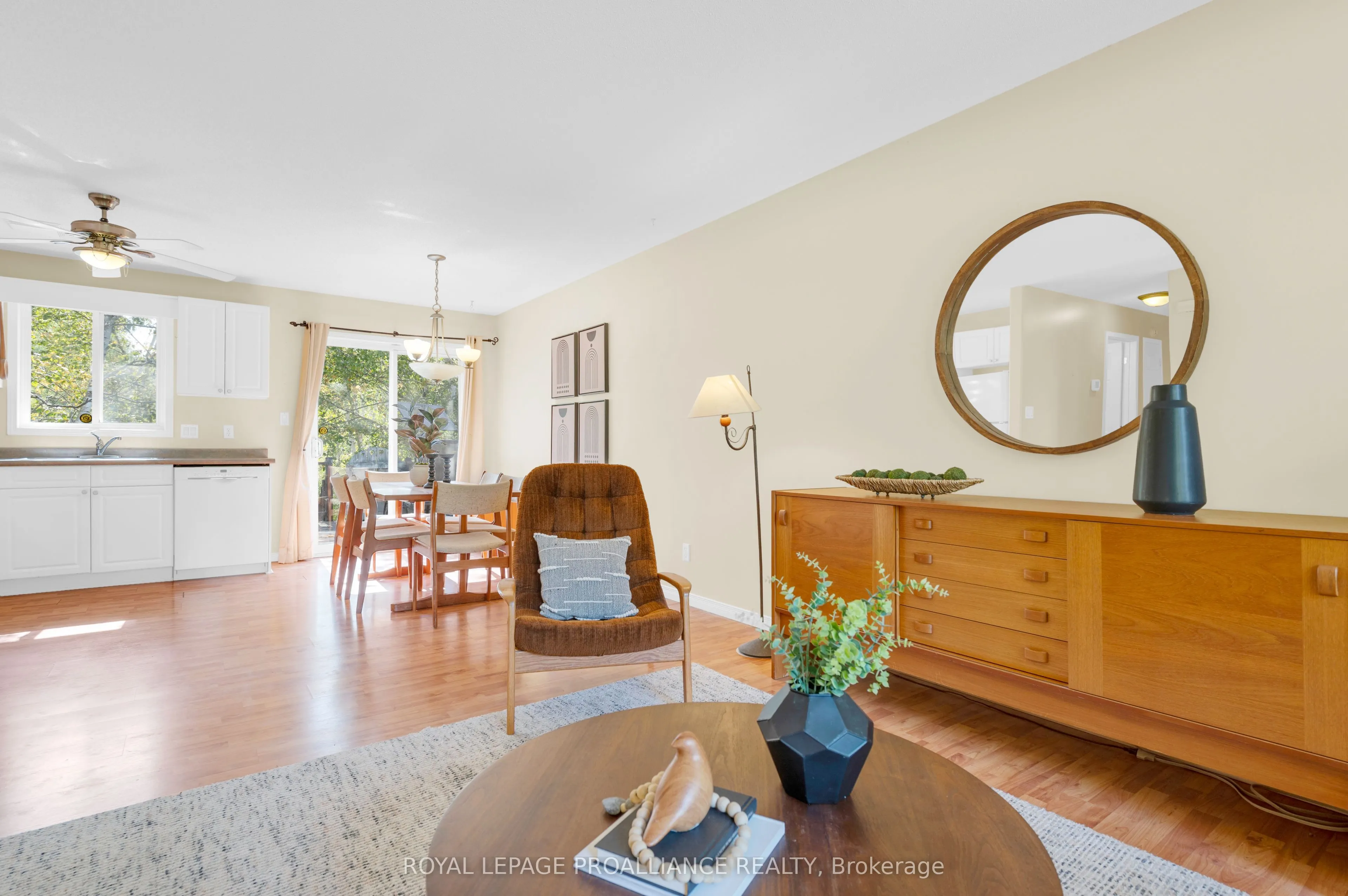 21289 Loyalist Parkway