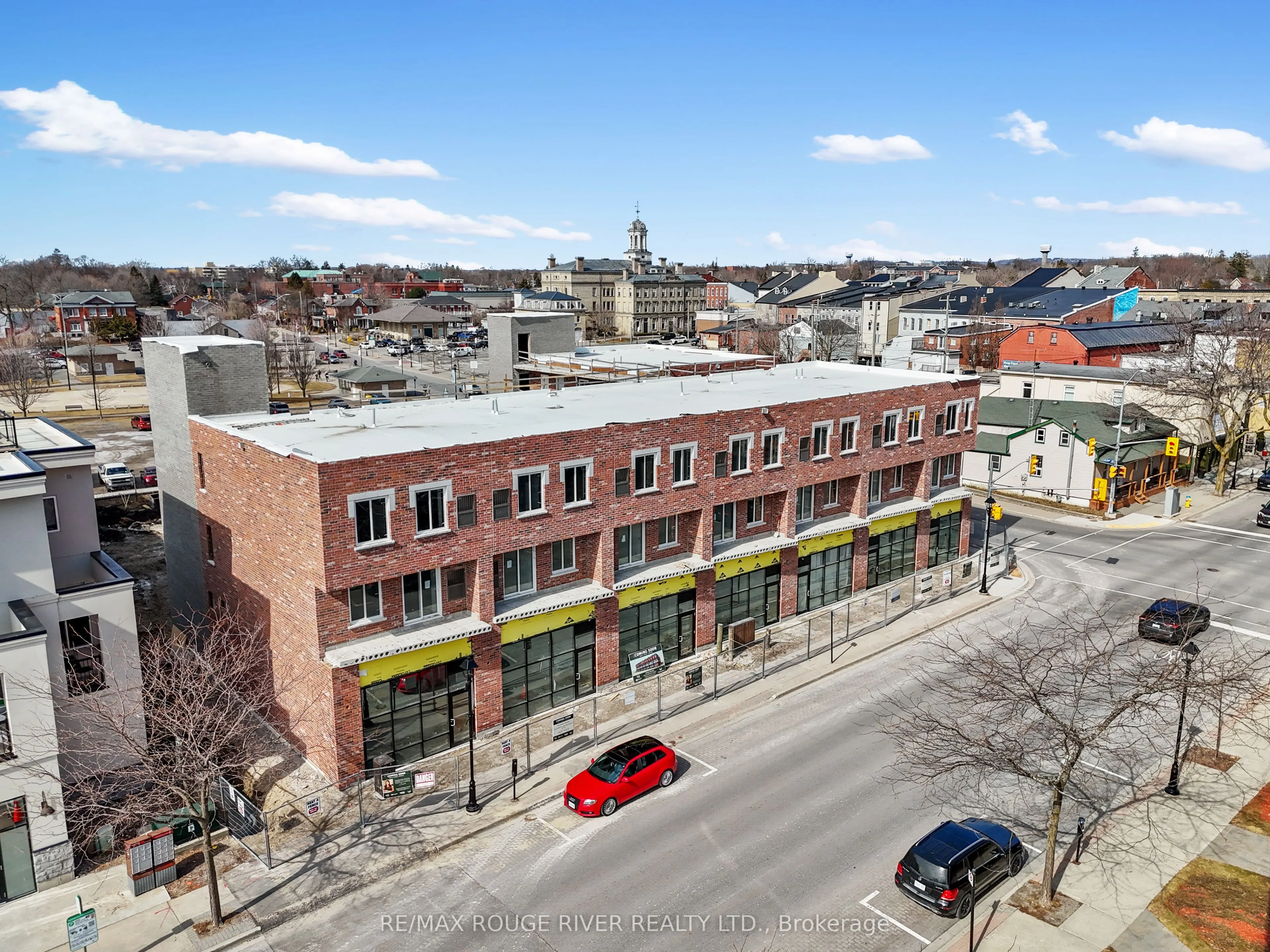 185 Division Street, #206