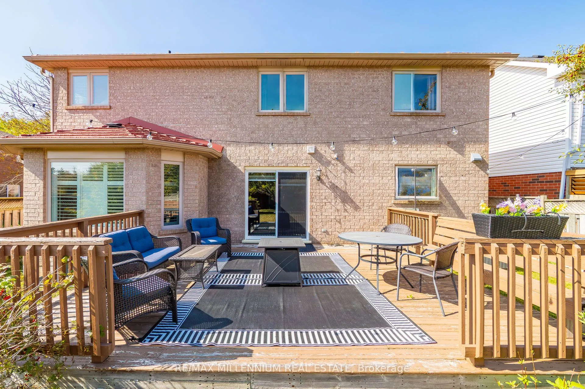 52 Canning Crescent
