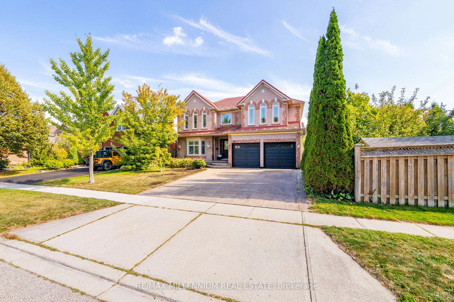 52 Canning Crescent