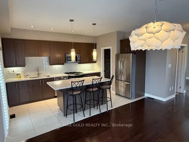 215 Dundas Street E, #8