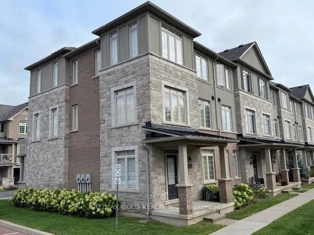 215 Dundas Street E, #8